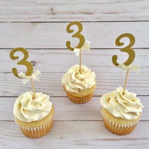 Number 3 cake topper   3 cupcake topper  Gold glitter topper   Third Birthday  Number 3 cake topper  Gold cupcake topper   Gold cake banner