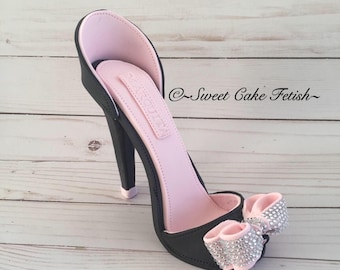 Gumpaste shoe  Gumpaste high heel  Cake topper  Fashion topper  Sugar shoes  Fondant high heel  Shoe topper  High heels  Fondant shoe
