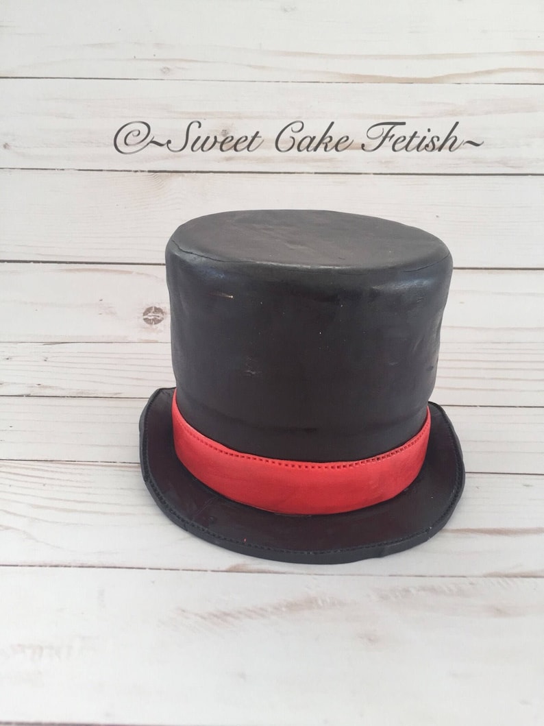 top hat cake