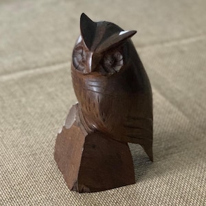 Vintage Ironwood Owl Sculpture | South American Folk Art | Ironwood Animal Carving | Owl Lover Gift | Hardwood Owl Carving | Handcarved Owl