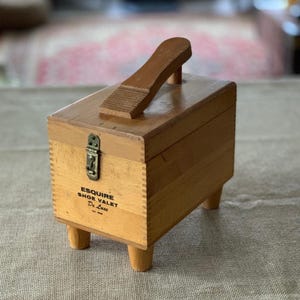 Vintage Shoe Shine Box | Esquire Shoe Valet DeLuxe | Wooden Shoe Shine Kit | Old Shoe Shine Stand | Includes Original Horsehair Brush