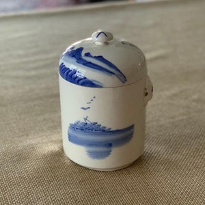 Vintage Tea Caddy  Blue and White Porcelain Tea Canister  Tea Holder  Hand-Panted Porcelain Tea Caddy Mid 20th Century Chinese Decor