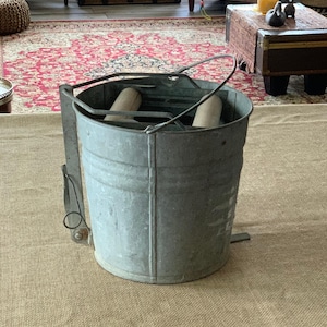 Vintage Eimer aus verzinktem Stahl | Alter Metall Moppeimer | Stahl Mop-Eimer | Alter Metalleimer Pflanzer | Bauernhaus Übertopf | Blumentopf