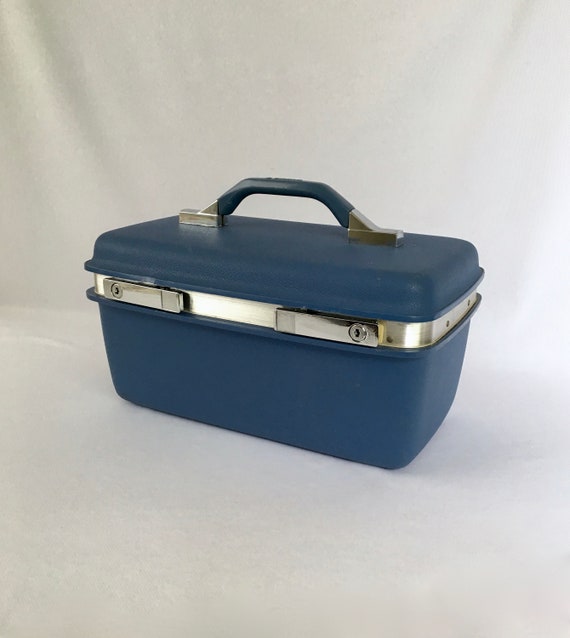 samsonite makeup luggage