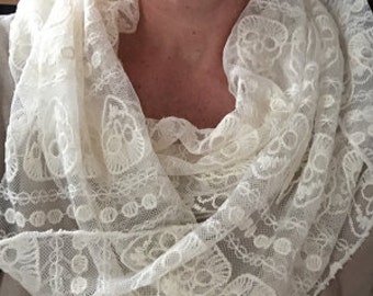 skull lace wedding dress