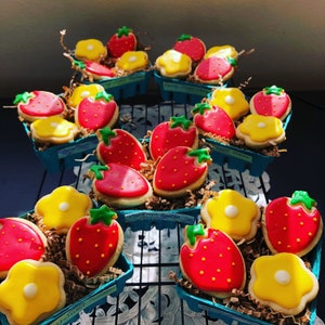 Berry Basket Sugar Cookies