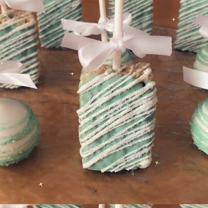 Light Green Cake Pop