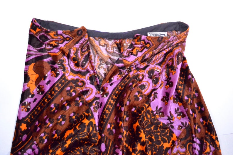 Size Small Womens Vintage 1970s purple velvet bellbottoms bell bottom 70s costume hippie palazzo pants