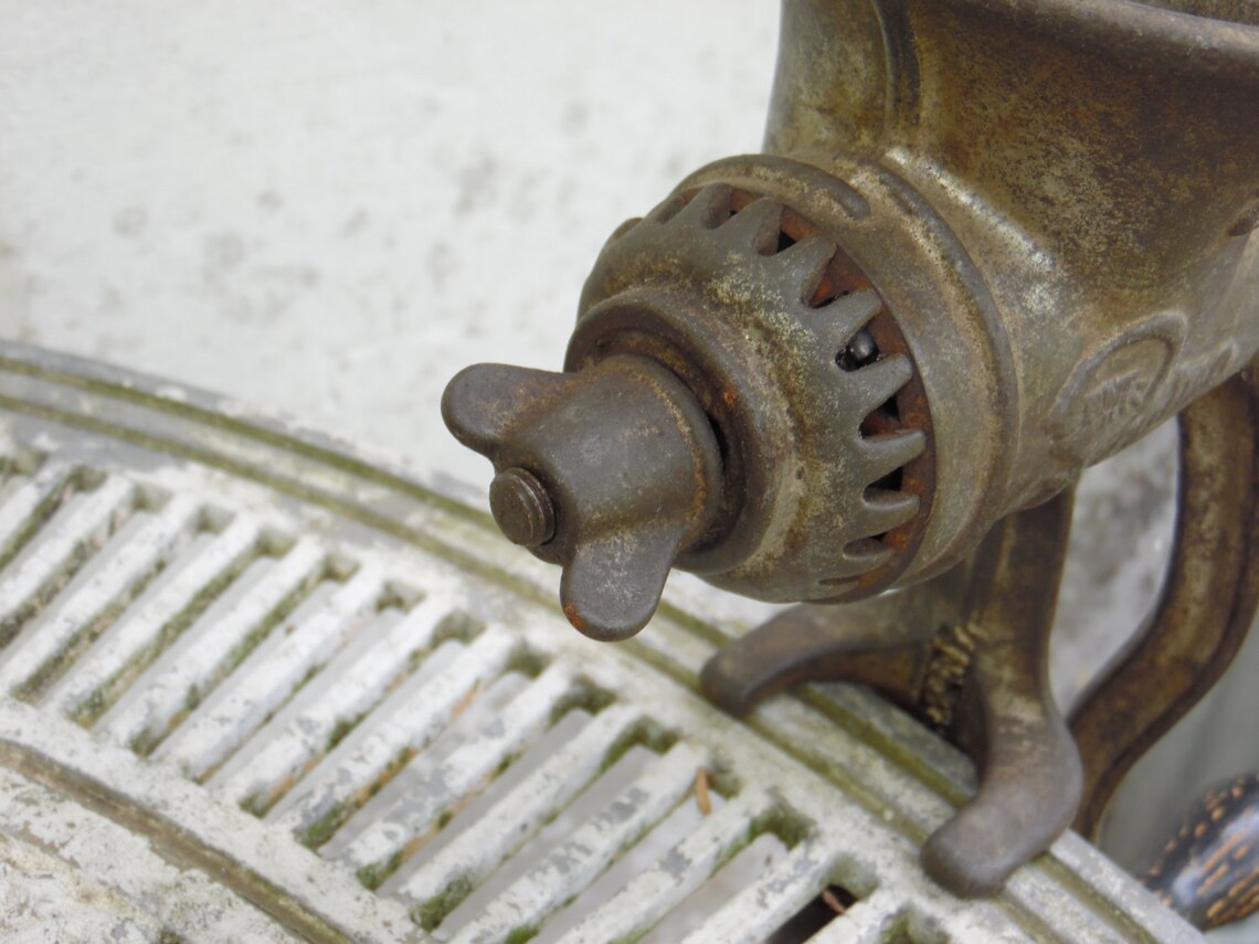 Antique Cast Iron Meat Grinder Rustic Kitchen Decor Etsy