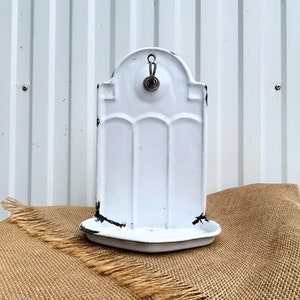Vintage Enameled Soap Dish - Wall Soap Dish - Shabby Chic Home Decor - Enamelware