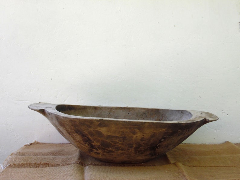 27 long Hand Carved Antique Primitive Wooden Dough Bowl Rustic Home Cottage Chic Antique Oval Natural Wood Dough Bowl