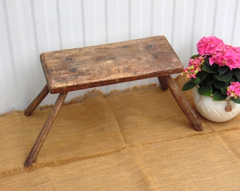 Primitive Milking Stool - Antique Stool - Primitive Farmhouse Decor