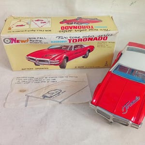 Oldsmobile Toronado C-620 Twotone Taiyo Batteriebetrieben Japan