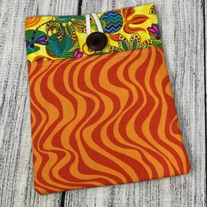 Kindle Paperwhite Sleeve, Padded Kindle Sleeve with Button, Book Lover Gift, E-Reader Cover Case for Kindle, Bookish Gift, Kindle Cover Gift