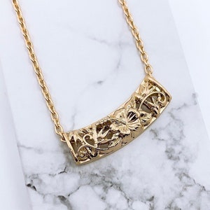 Hawaiian Hibiscus Flower Bamboo Necklace with Chain : Hamilton Gold