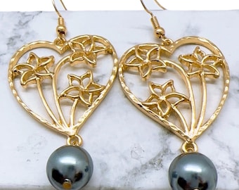Plumeria Flowers in Heart: Hamilton Gold Earring with Shell Pearls
