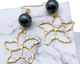 Plumeria Flowers: Hamilton Gold Earring with Shell Pearls