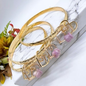 5MM Hawaiian Hamilton Gold Bangle with Heart Wave Charm and add crown Flower Charm