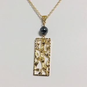 Bamboo : Hamilton Gold Necklace with Shell Pearls