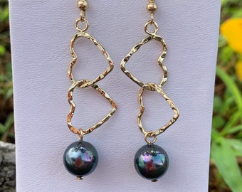 Double Heart: Hamilton Gold Earring with New Black Greenish Shell Pearls