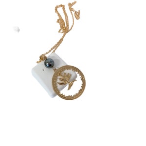 Bird of Paradise Flower : Hamilton Gold Necklace with Shell Pearls