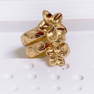 Hawaiian Hamilton Gold Double Plumeia Flower Wrap Around Ring
