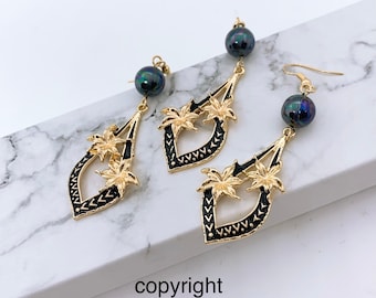 Hawaiian Black Enamel Plumeria Flowers Diamond Shape: Hamilton Gold Earring with  Shell Pearls