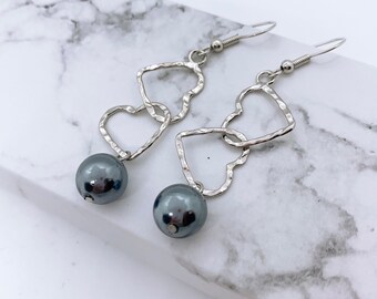 Double Heart: Hamilton Silver Earring with  Shell Pearls