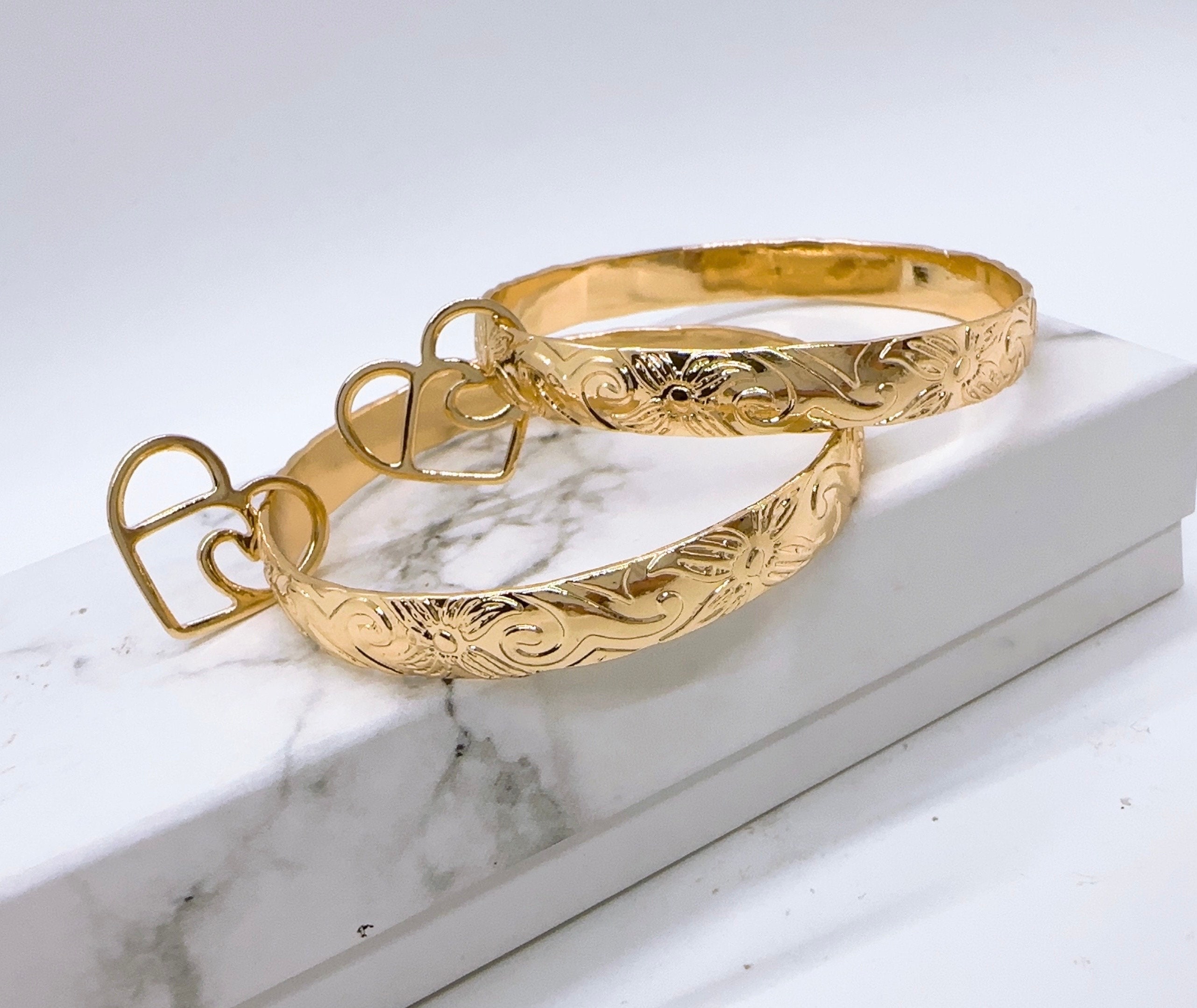 7MM Hawaiian Hamilton Gold Bangle With Heart Wave Charm Kids Size