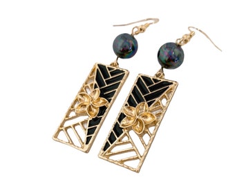 Tribal Hawaiian Plumeria flower: Hamilton Gold Earring with  new rainbow Shell Pearls