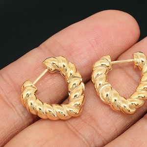 CH2036- 1 pair/10 pairs- Gold Plated- 20mm Twisted Earrings-5mm Thickness Hoops -Nickel free, Wholesale jewelry findings