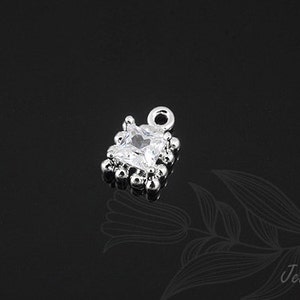 M250-2 STÜCKE / 20 STÜCKE-Rhodium überzogene 5 * 7,4 mm winzige kubische Charme, Mini kubische Anhänger, Großhandel Schmuck finden, Schmuck Zubehör, Charme