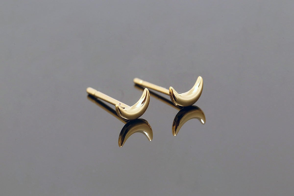 CH6082-1pairs/10pairs-Gold Plated-6*4mm Tiny Moon Earrings, Nickel Free, wholesale jewelry finding, jewelry supplies, wholesale Earrings