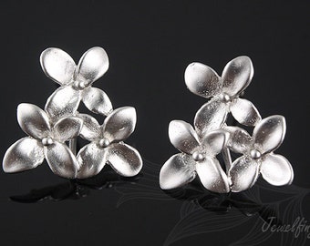 B549-10 pairs-15*14mm Matt Rhodium Plated-Triple Flower Ear Post-Flower Stud Earrings-Silver Post