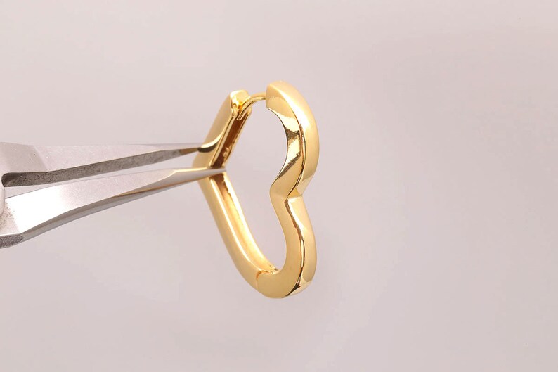 CE1010-10pairs-Gold Plated-27*26mm Bold Heart Lever Back Earrings-3mm Thickness Hoops-Nickel free