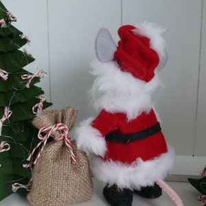 Santa for the Dickens Mice series DIY kit image 3