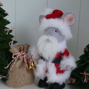 Santa for the Dickens Mice series DIY kit image 1