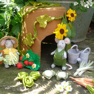 Mouse in the Garden DIY kit image 5