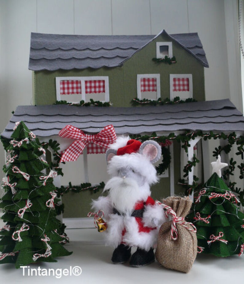 Santa for the Dickens Mice series DIY kit image 2