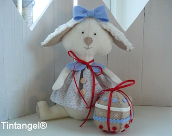 Pippa, the sweetest Easter Bunny - DIY kit.