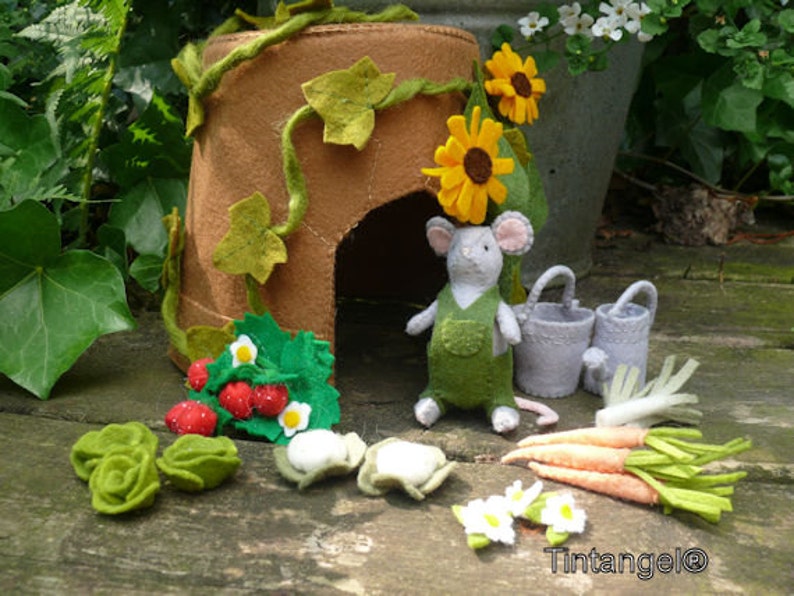 Mouse in the Garden DIY kit image 4