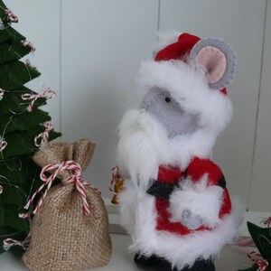 Santa for the Dickens Mice series DIY kit image 4