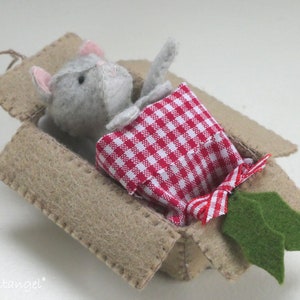 Christmas under a blanket - Kitten - DIY kit