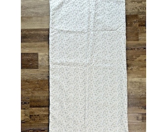 Taie d'oreiller VTG Scandia en duvet ivoire festonné Italie 37 x 21 po. floral très grand lit