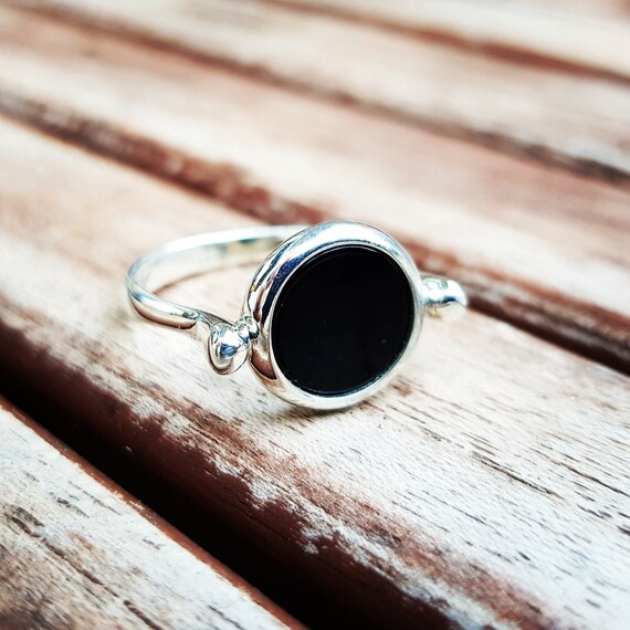 black gem ring