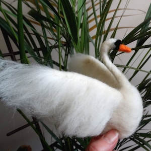 Needle Felted Bird, White felted  Swan, Felted realistic  animal , Wool Sculpture ,Animals Waldorf inspired,Easter decoration
