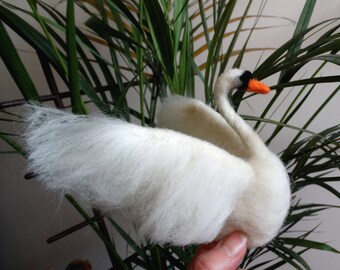 Needle Felted Bird, White felted  Swan, Felted realistic  animal , Wool Sculpture ,Animals Waldorf inspired,Easter decoration