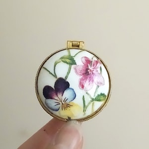 Wedding colorful ring box ,Engagement ring box ,Small  white box  , violets ,Bridesmaids gift box