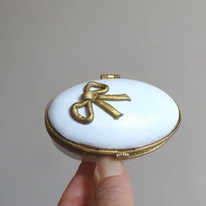 Engagement ring box,Wedding ring box,White ring box,Ring Bearer Box, Small box Porcelain box, Elegant white box Bridesmaids gift