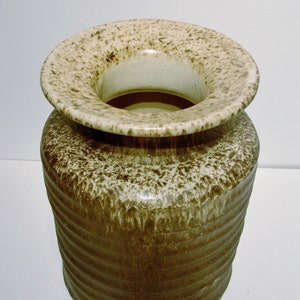 Bulbous Dutch Pottery, ceramic vase, designed for Vest - Gouda by Marius van Woerden